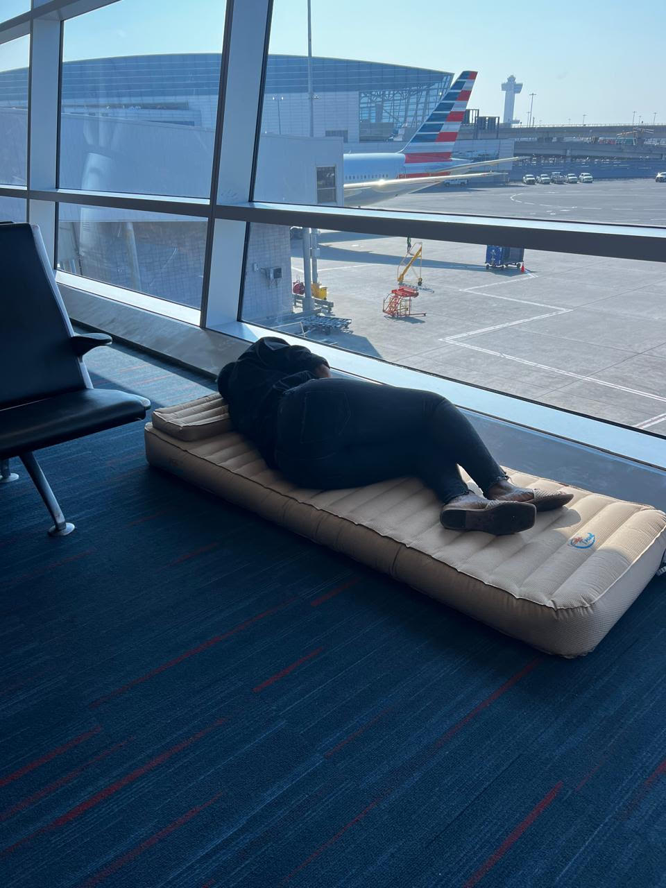 Airport travel is a breeze ComfeTravel Portable Air Pad