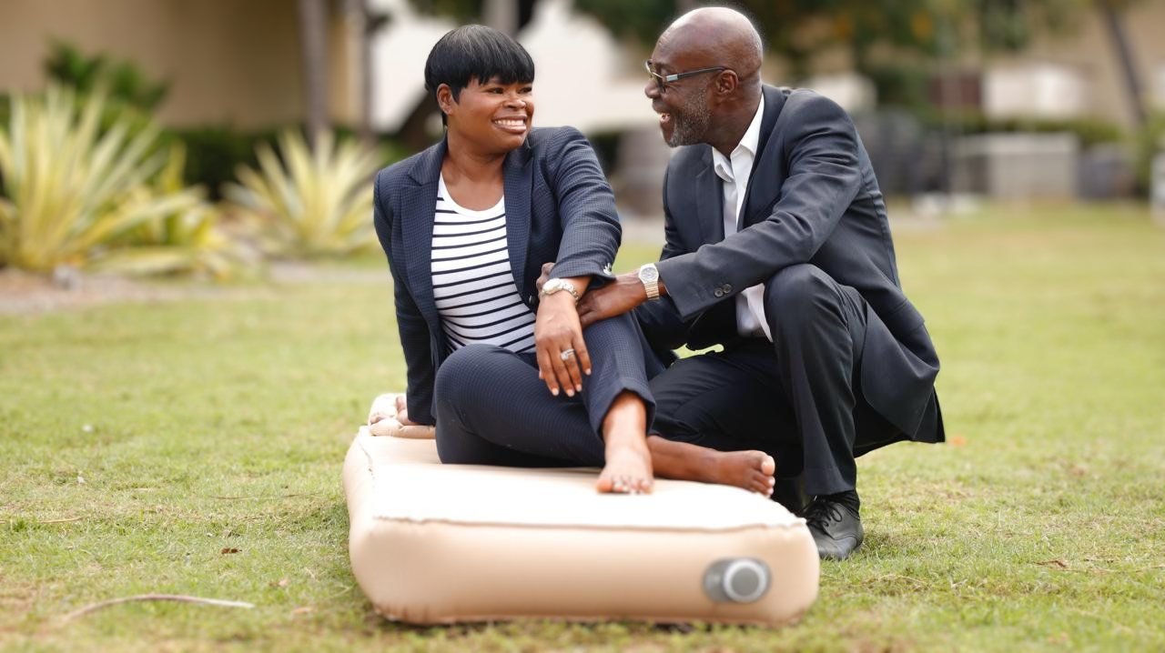 ComfeTravel Portable Air Pad Founders